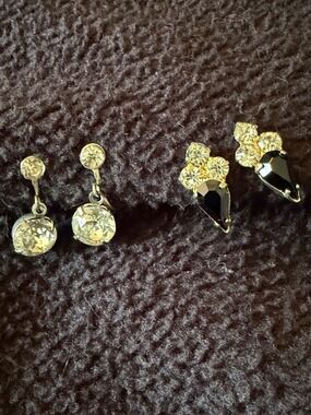 Vintage Sparkly Screw back Earrings, Set of 2